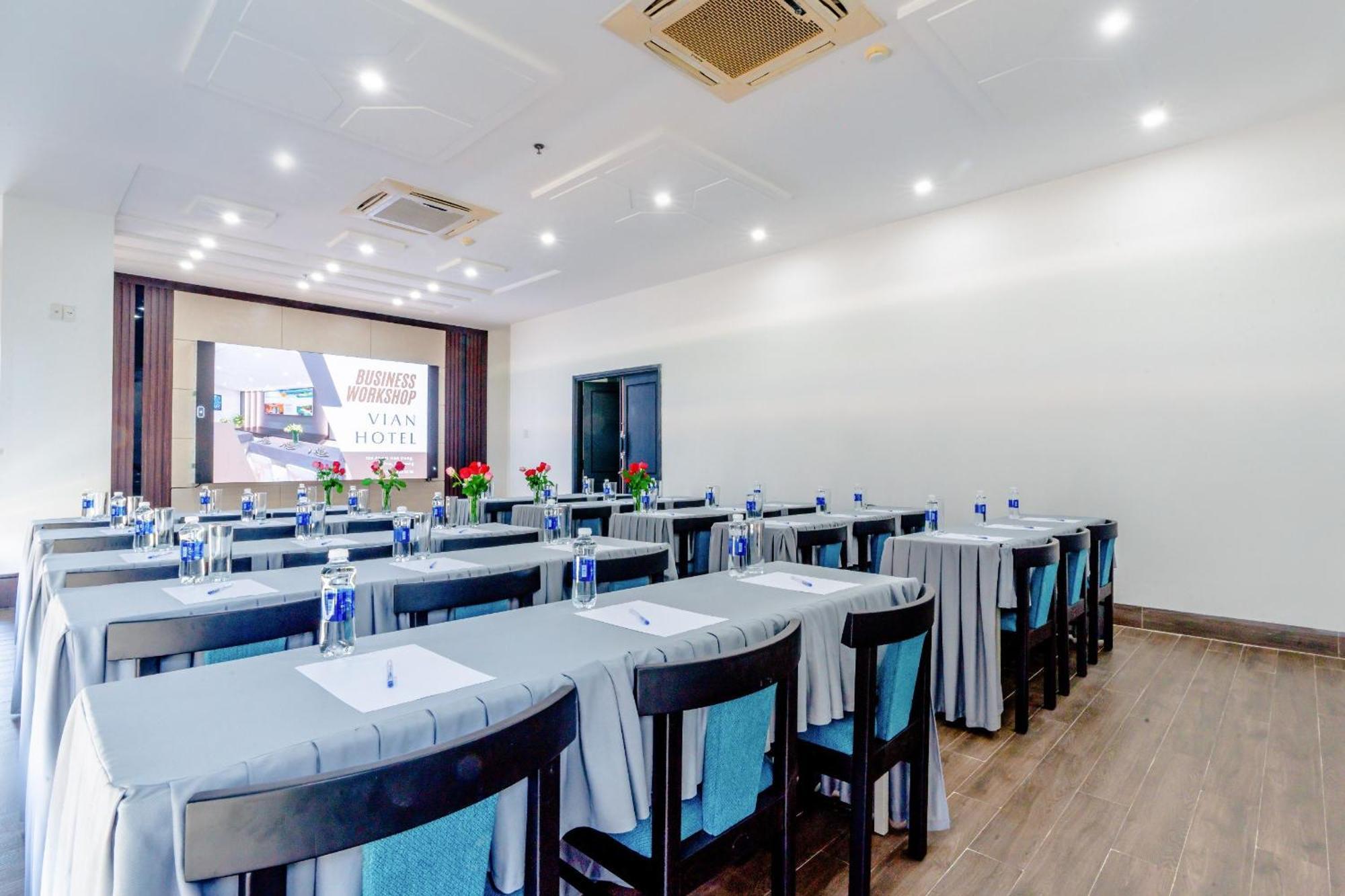 Vian Hotel And Spa Danang Exterior photo